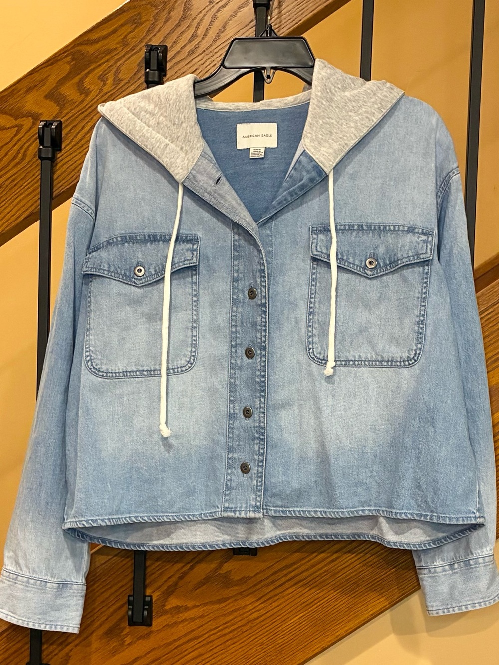 American Eagle Jacket Denim Hooded cropped pockets light Blue/Gray SZ. M